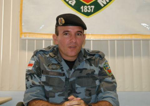 Comandante nega que tenha havido promoção de tenentes, mas admite estudo